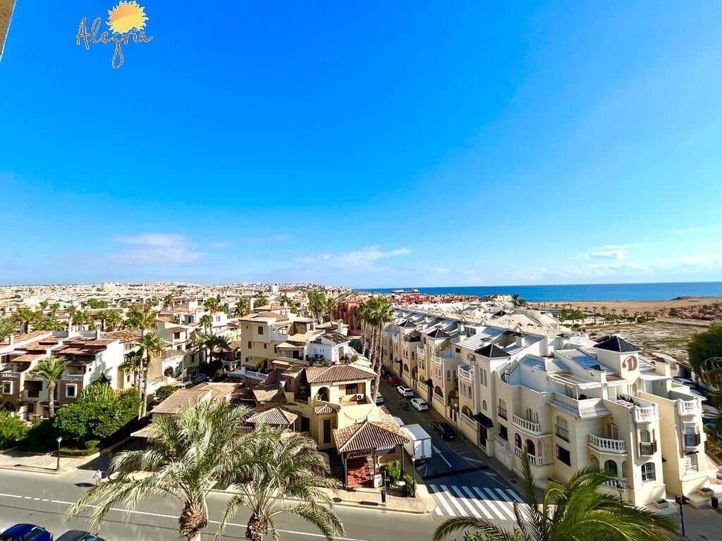 2 soverom Penthouse til salgs i Torrevieja med svømmebasseng - € 465 900 (Ref: 7840034)