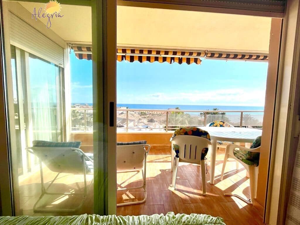 2 soverom Penthouse til salgs i Torrevieja med svømmebasseng - € 465 900 (Ref: 7840034)