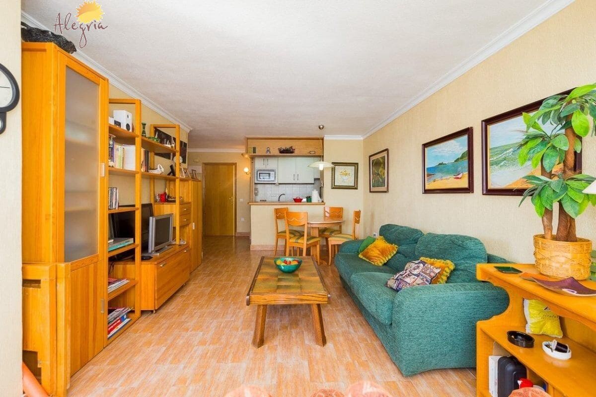 2 soverom Penthouse til salgs i Torrevieja med svømmebasseng - € 465 900 (Ref: 7840034)