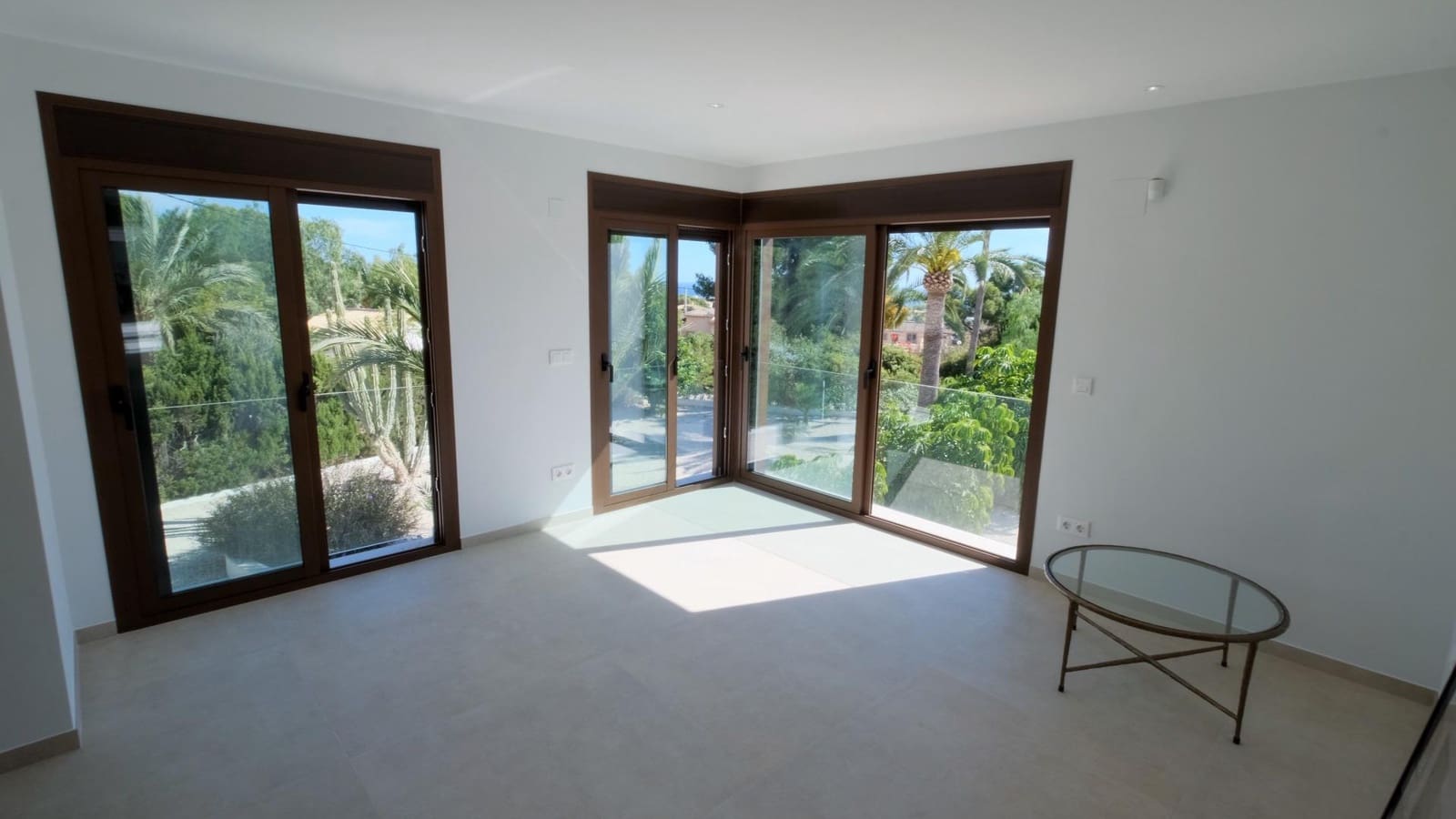 5 bedroom Villa for sale in Altea with pool garage - € 2,250,000 (Ref: 7854856)