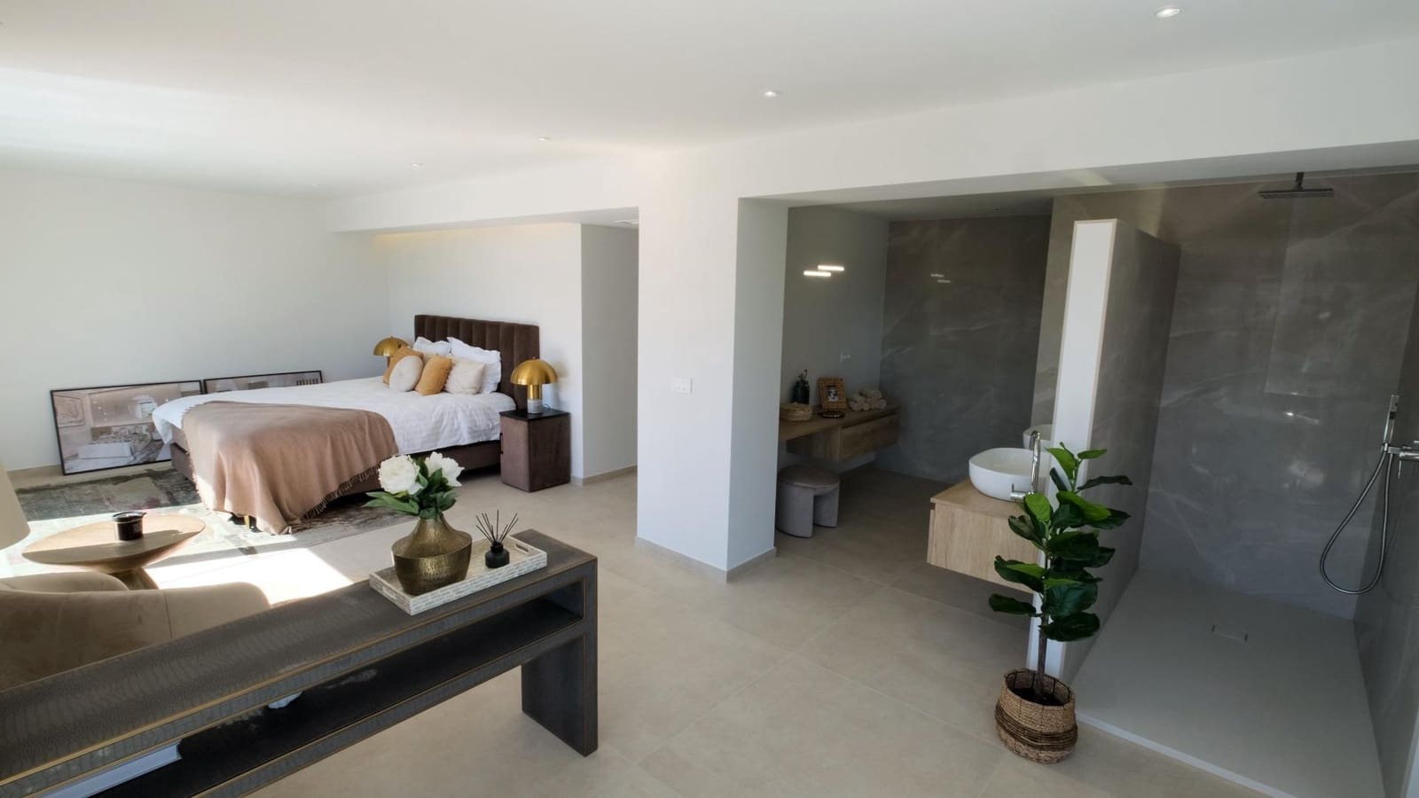 5 bedroom Villa for sale in Altea with pool garage - € 2,250,000 (Ref: 7854856)