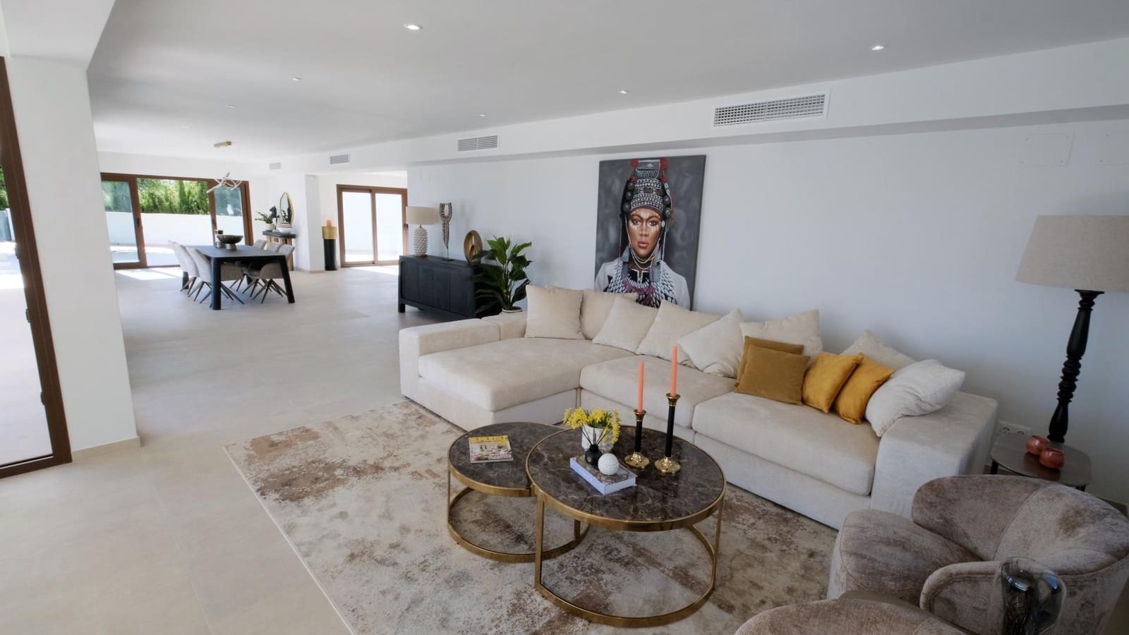 5 bedroom Villa for sale in Altea with pool garage - € 2,250,000 (Ref: 7854856)