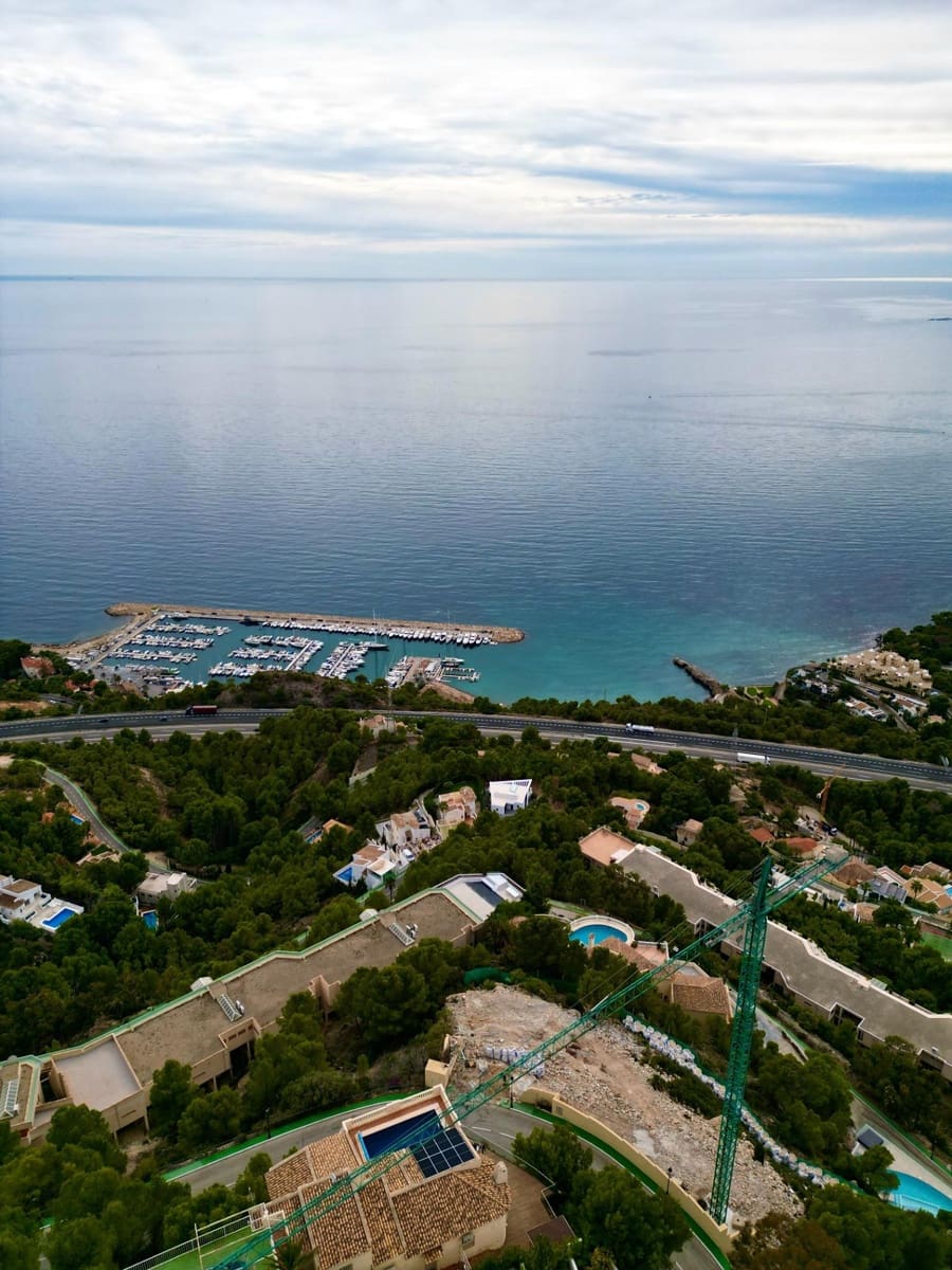 5 bedroom Villa for sale in Altea with pool garage - € 1,300,000 (Ref: 7877997)