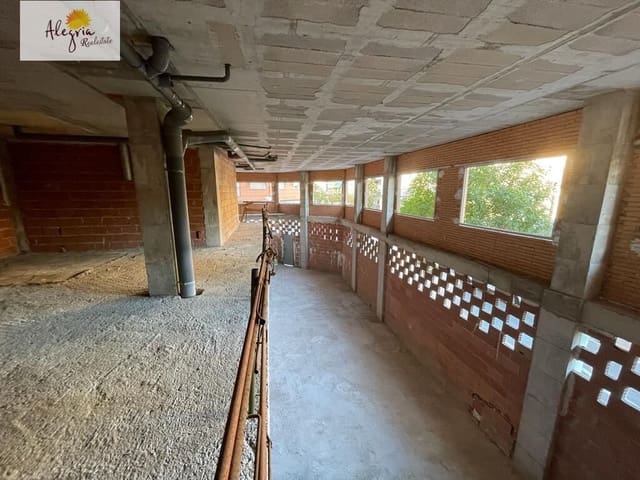 1 sovrum Kommersiell till salu i Alicante stad - 195 000 € (Ref: 7892866)