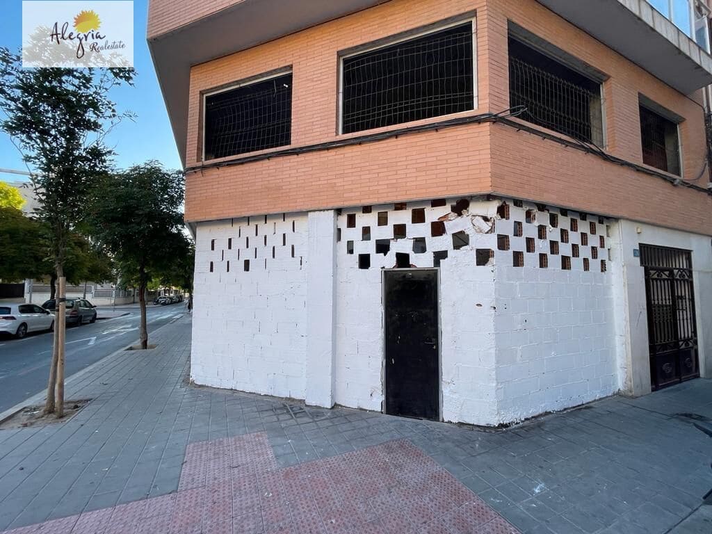 1 sypialnia Komercyjne na sprzedaż w Miasto Alicante / Alacant - 195 000 € (Ref: 7892866)