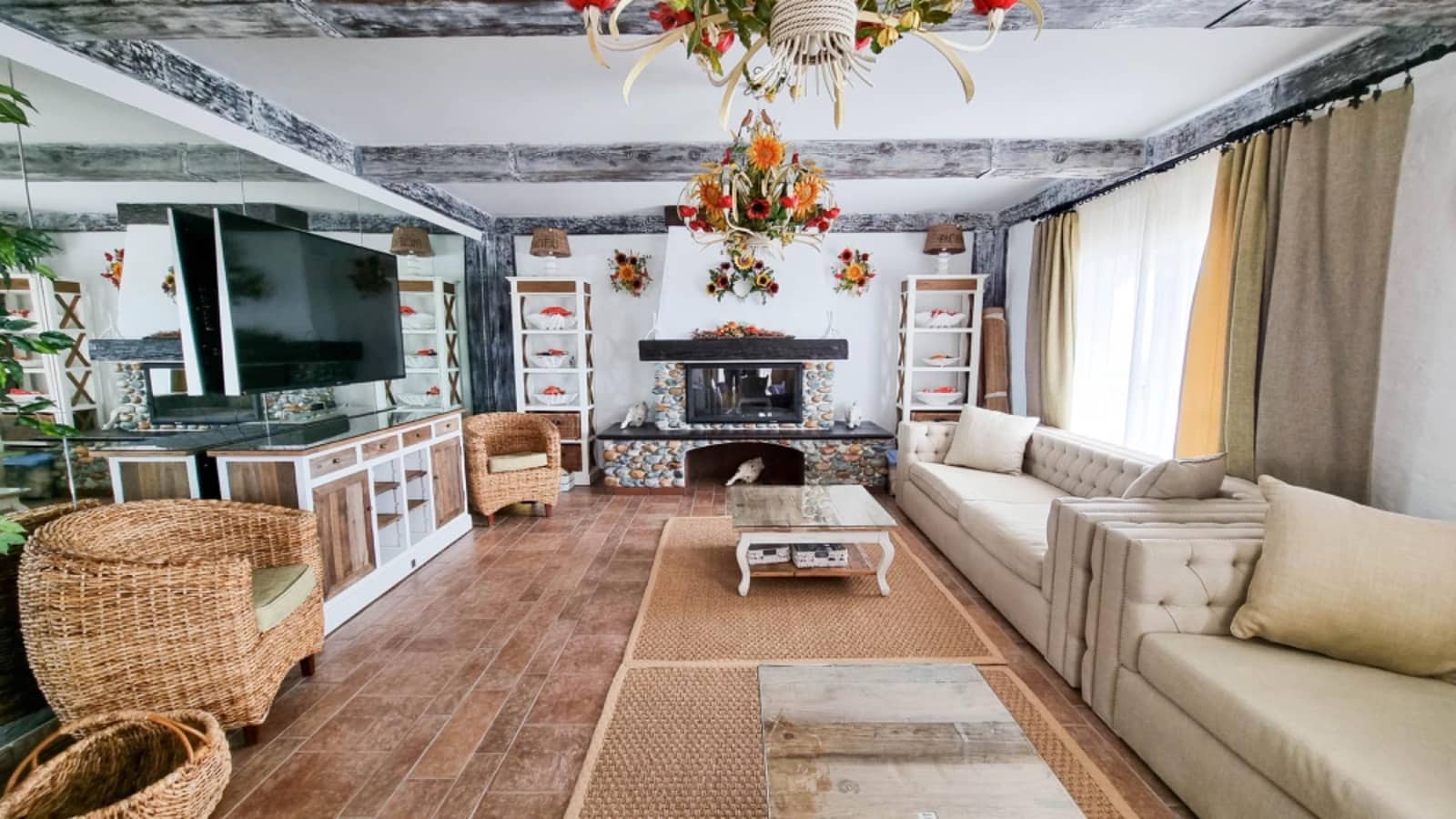 6 bedroom Villa for sale in Moraira with pool - € 1,350,000 (Ref: 7899725)