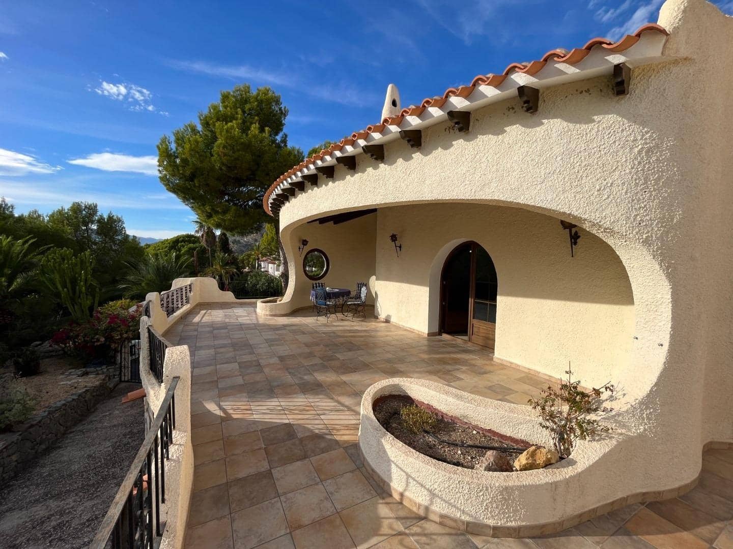 4 soverom Villa til salgs i Altea la Vella med svømmebasseng garasje - € 1 350 000 (Ref: 7911812)