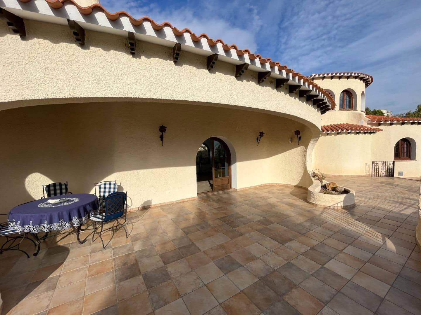 4 soverom Villa til salgs i Altea la Vella med svømmebasseng garasje - € 1 350 000 (Ref: 7911812)