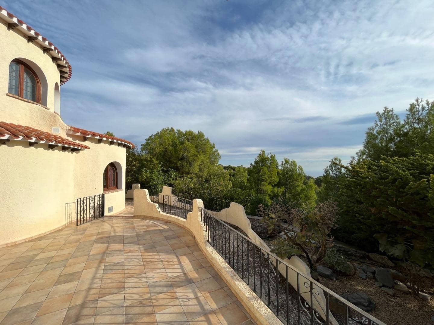 4 soverom Villa til salgs i Altea la Vella med svømmebasseng garasje - € 1 350 000 (Ref: 7911812)