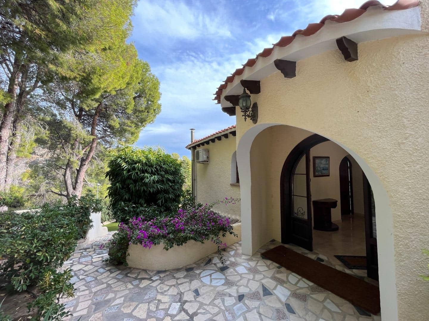 4 soverom Villa til salgs i Altea la Vella med svømmebasseng garasje - € 1 350 000 (Ref: 7911812)