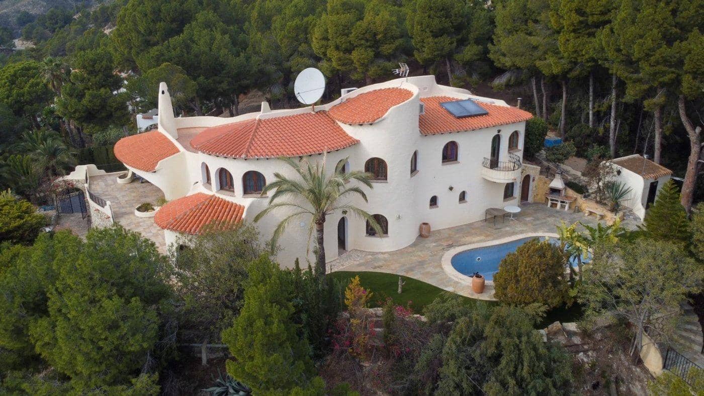 4 soverom Villa til salgs i Altea la Vella med svømmebasseng garasje - € 1 350 000 (Ref: 7911812)