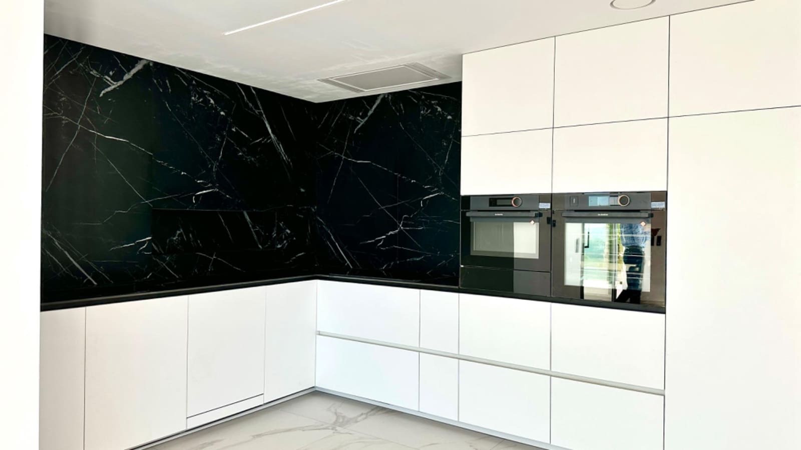 5 bedroom Villa for sale in Altea with pool - € 2,350,000 (Ref: 7918225)