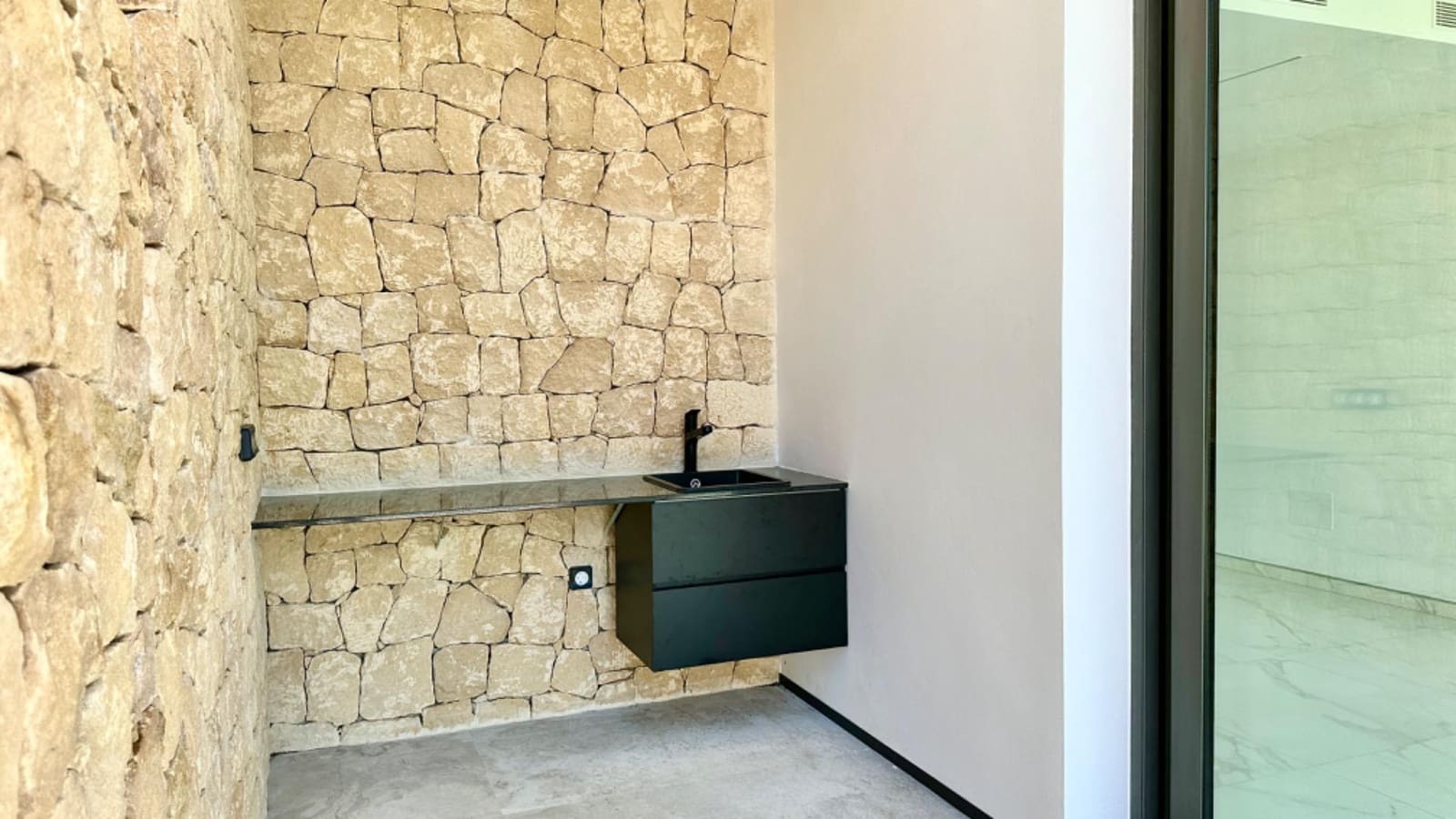 5 bedroom Villa for sale in Altea with pool - € 2,350,000 (Ref: 7918225)