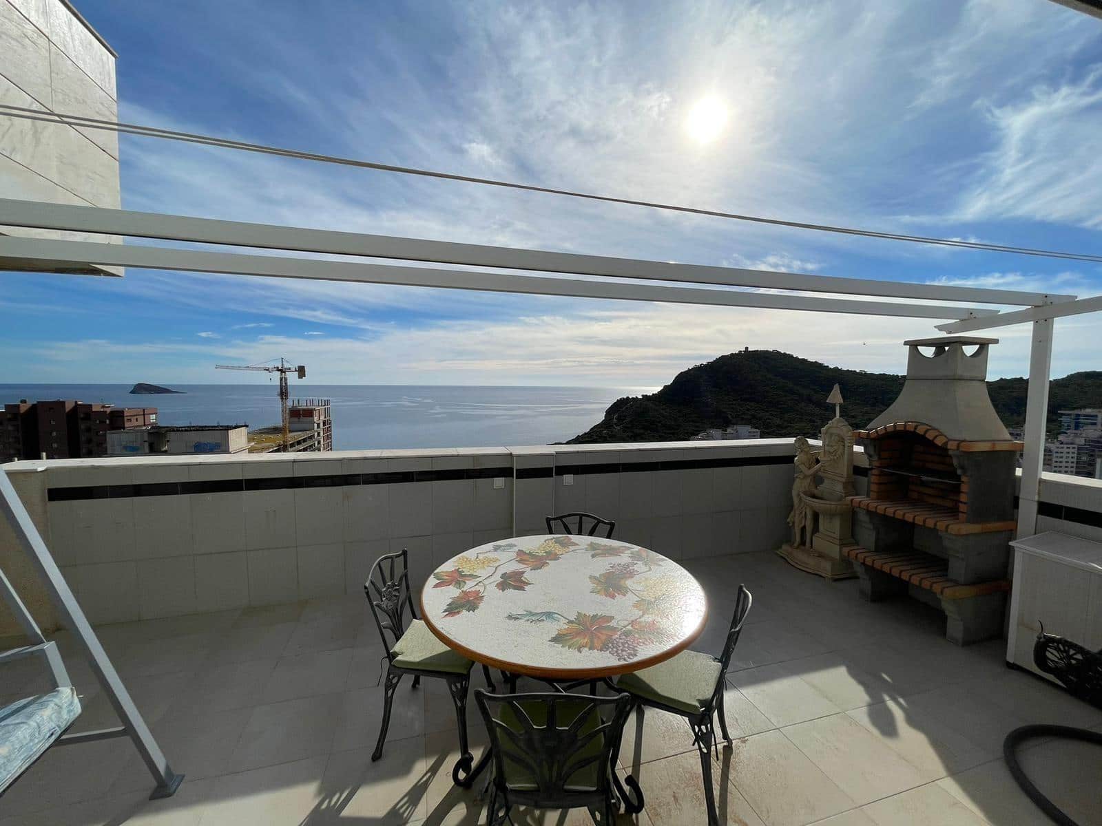 Ático de 3 habitaciones en La Villajoyosa / Vila Joiosa en venta con piscina garaje - 430.000 € (Ref: 7972303)