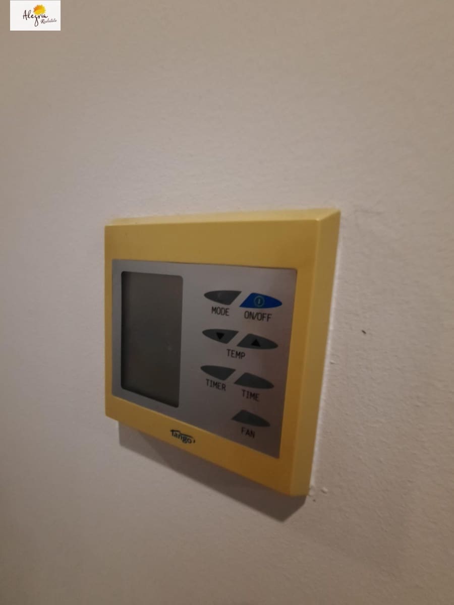 9 soveværelse Villa til salg i Cullera med garage - € 640.000 (Ref: 7986361)