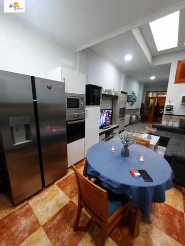 9 soveværelse Villa til salg i Cullera med garage - € 640.000 (Ref: 7986361)