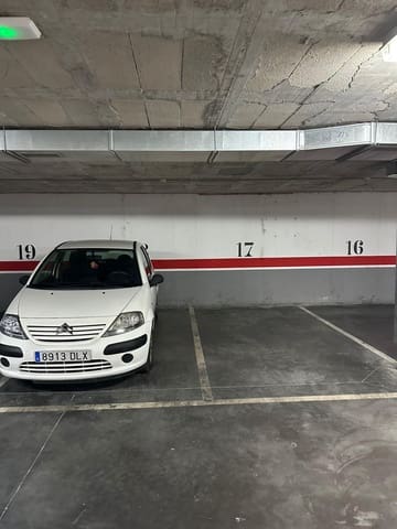 Garasje til salgs i Florida Baja, Alicante by - € 75 000 (Ref: 7986366)