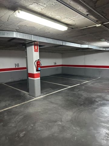 Garasje til salgs i Florida Baja, Alicante by - € 75 000 (Ref: 7986366)