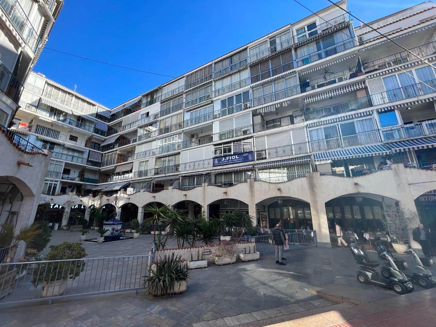 Virksomhed til salg i Benidorm - € 900.000 (Ref: 8052670)