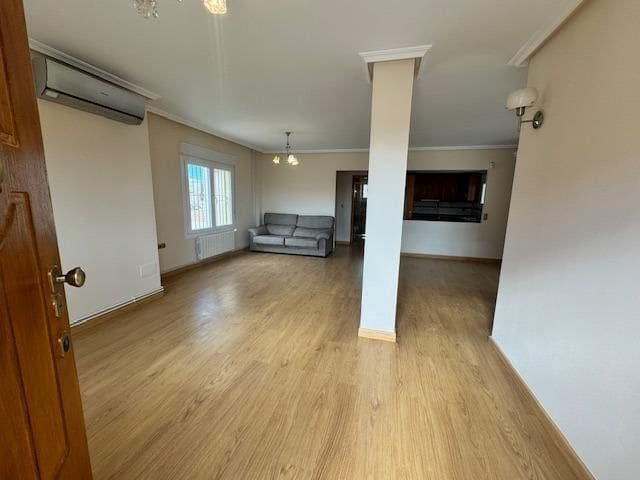 4 sypialnia Willa na sprzedaż w Orihuela Costa z basenem garażem - 390 000 € (Ref: 8062446)