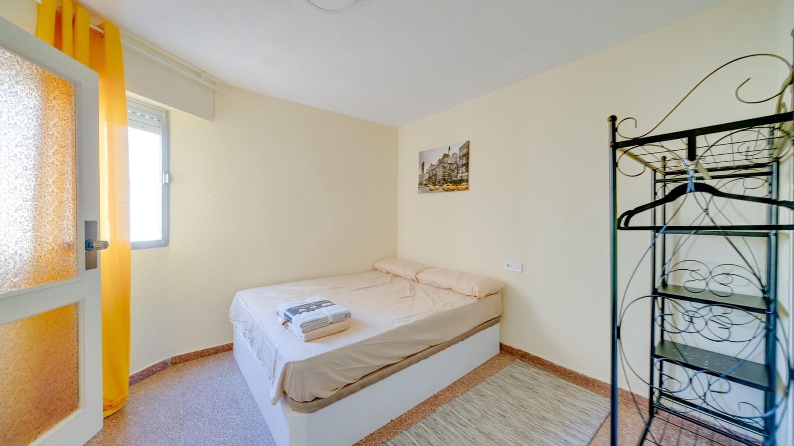 16 slaapkamer Hotel te koop in Alicante stad - € 1.200.000 (Ref: 8078275)