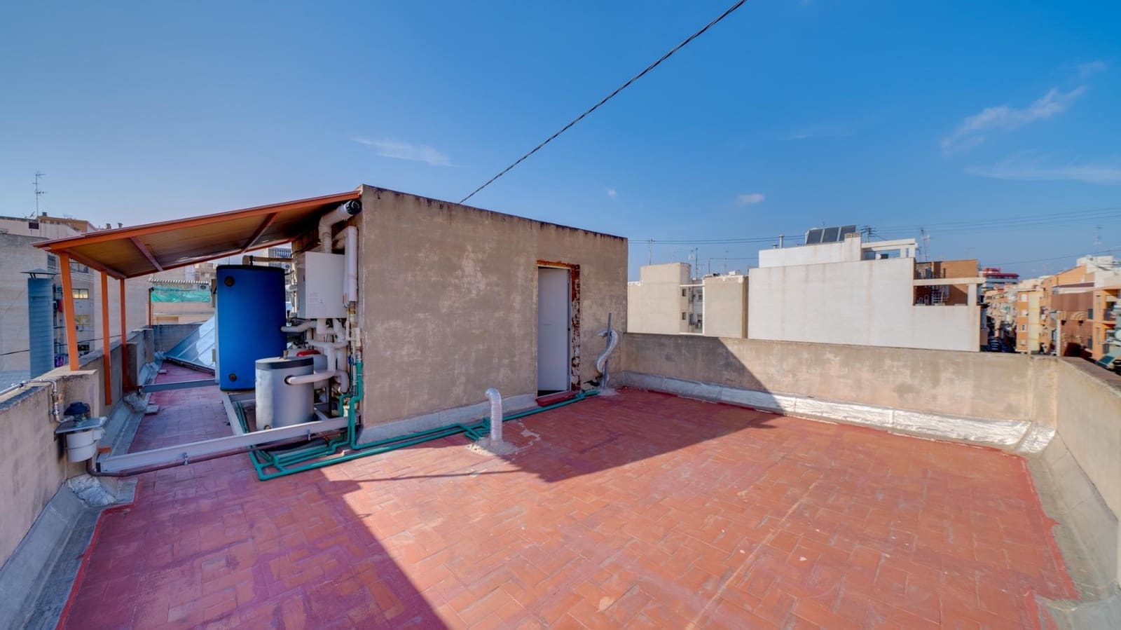 16 slaapkamer Hotel te koop in Alicante stad - € 1.200.000 (Ref: 8078275)