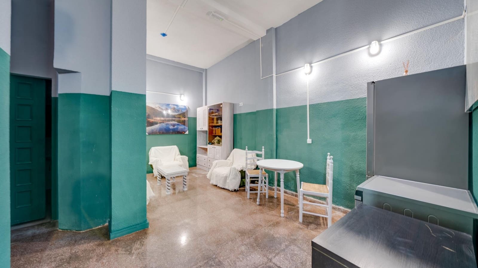 16 slaapkamer Hotel te koop in Alicante stad - € 1.200.000 (Ref: 8078275)