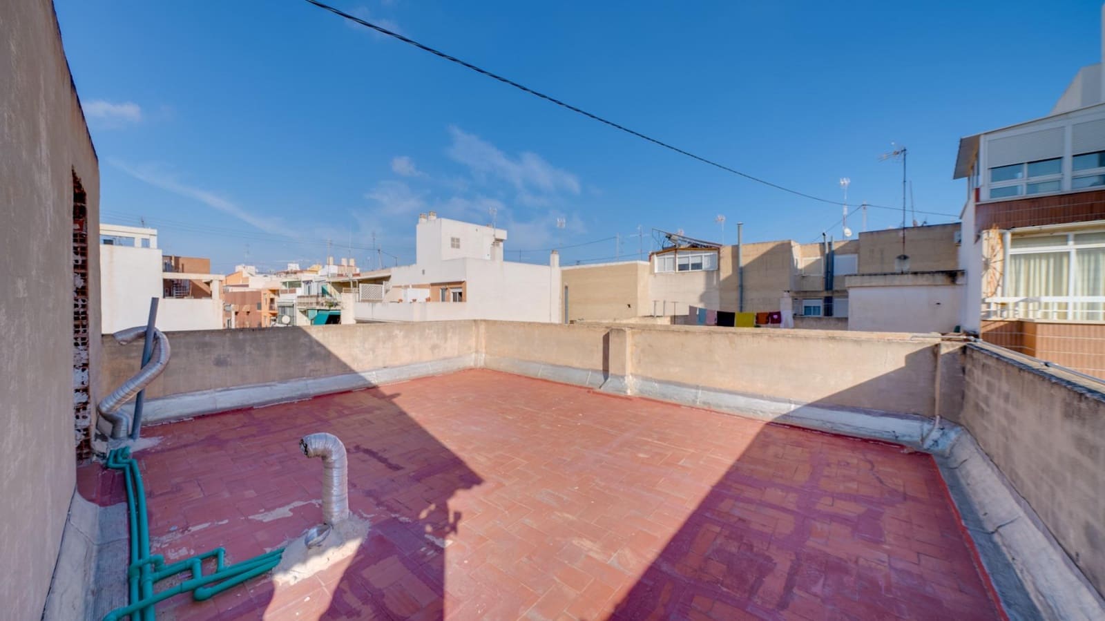 16 slaapkamer Hotel te koop in Alicante stad - € 1.200.000 (Ref: 8078275)