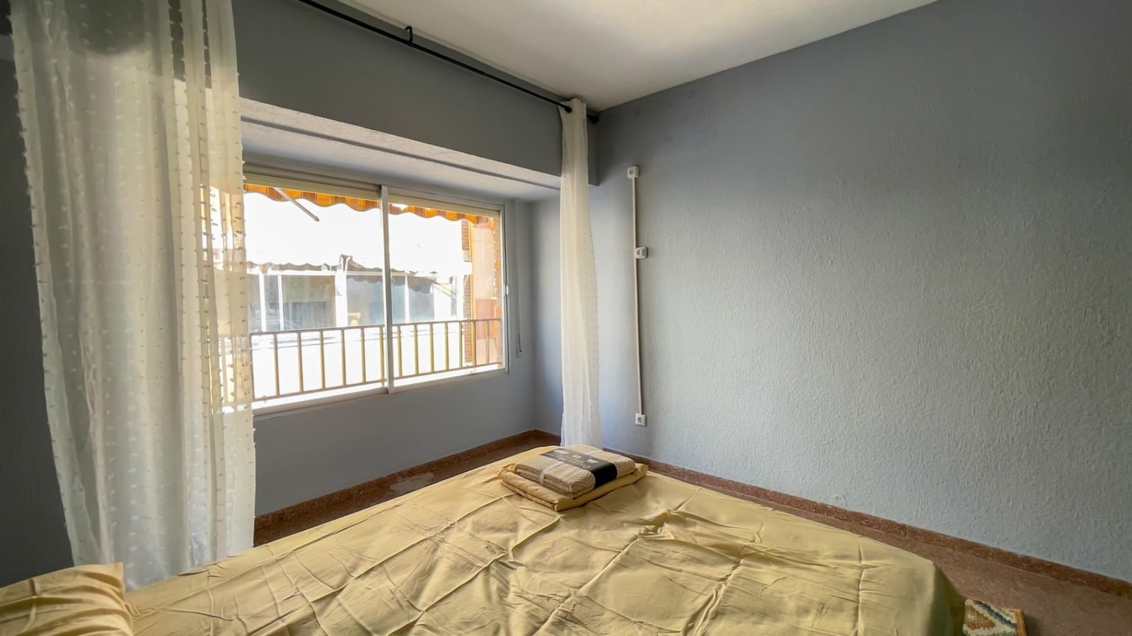 16 slaapkamer Hotel te koop in Alicante stad - € 1.200.000 (Ref: 8078275)