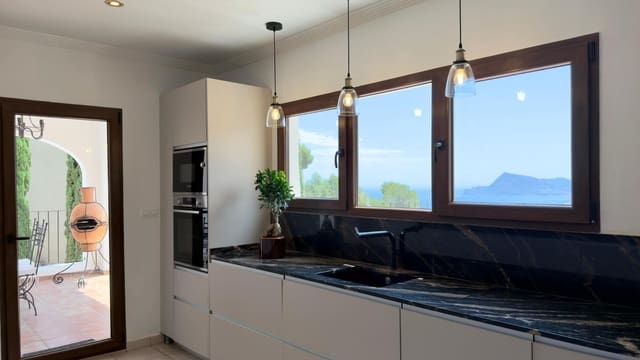 5 chambre Villa/Maison à vendre à Altea avec piscine - 1 900 000 € (Ref: 8096376)