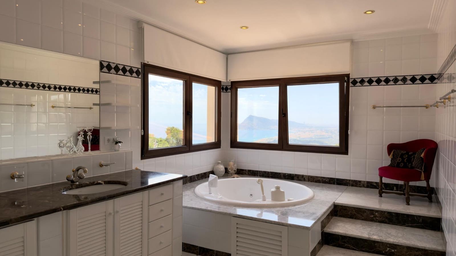 5 chambre Villa/Maison à vendre à Altea avec piscine - 1 900 000 € (Ref: 8096376)