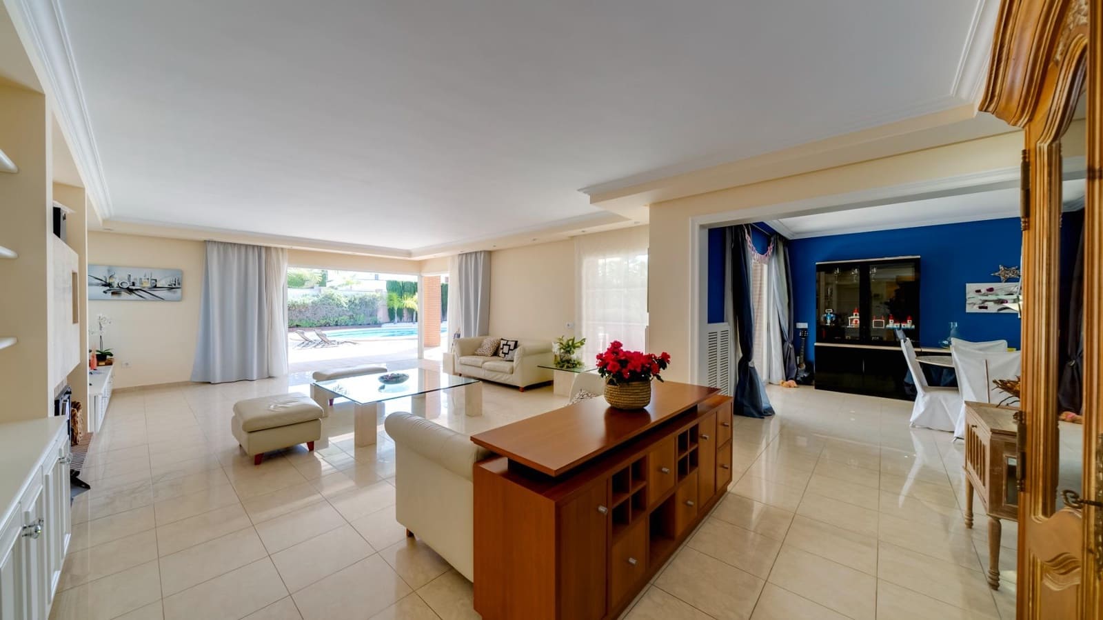 7 bedroom Villa for sale in Benidorm with pool - € 1,595,000 (Ref: 8097191)