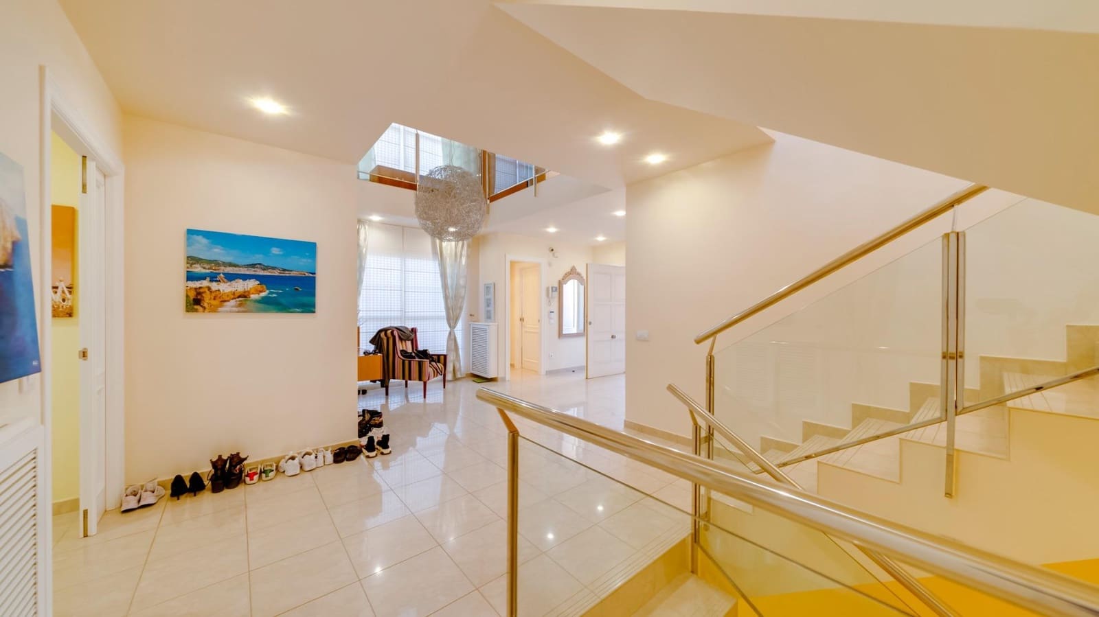 7 bedroom Villa for sale in Benidorm with pool - € 1,595,000 (Ref: 8097191)