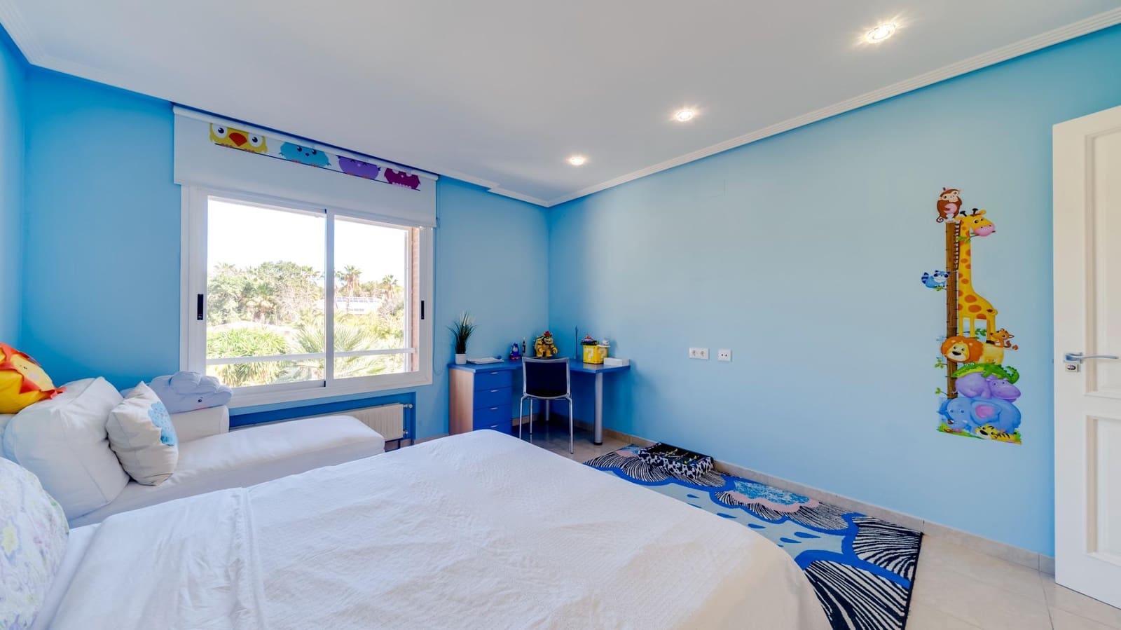 7 bedroom Villa for sale in Benidorm with pool - € 1,595,000 (Ref: 8097191)