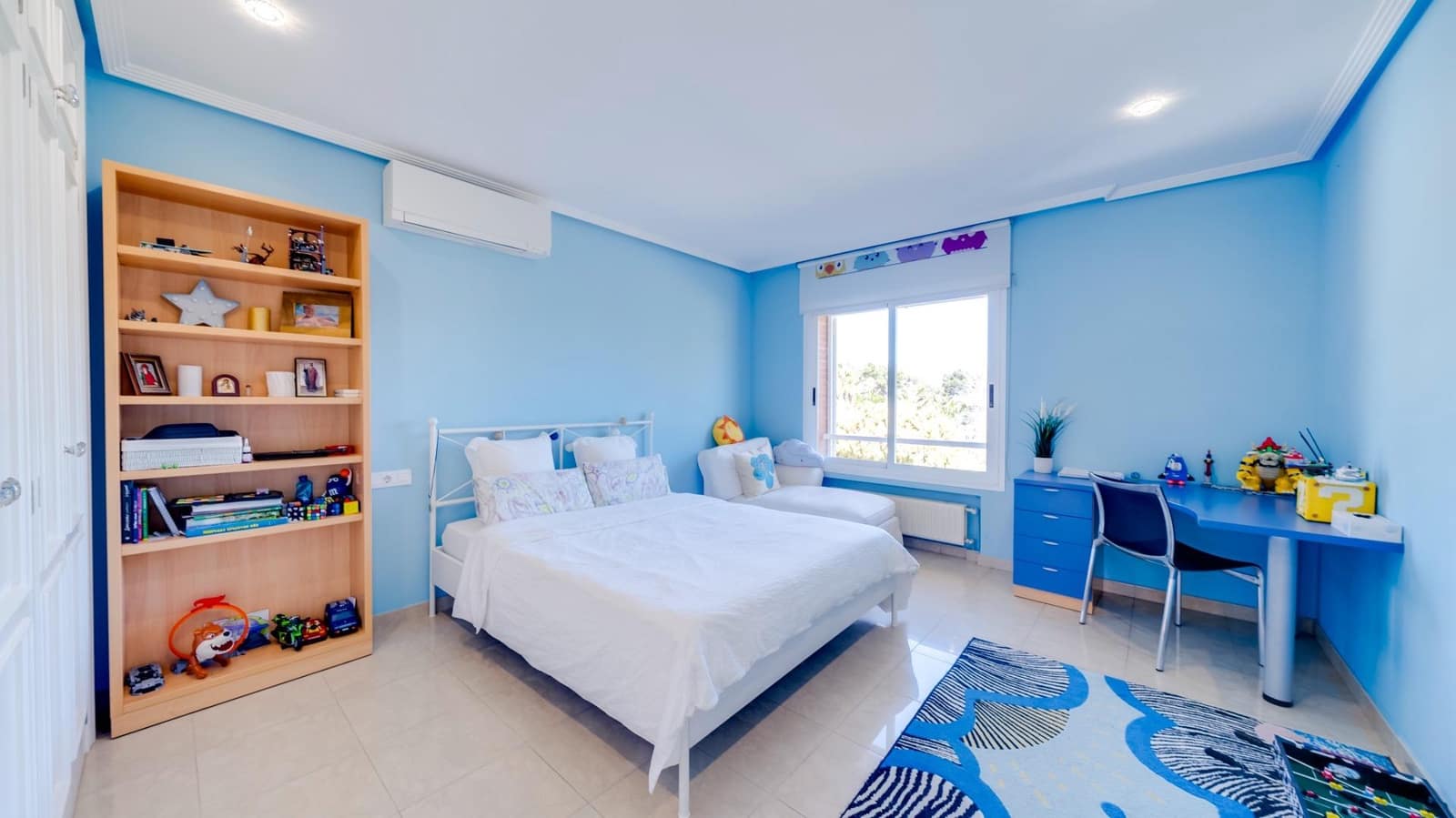 7 bedroom Villa for sale in Benidorm with pool - € 1,595,000 (Ref: 8097191)