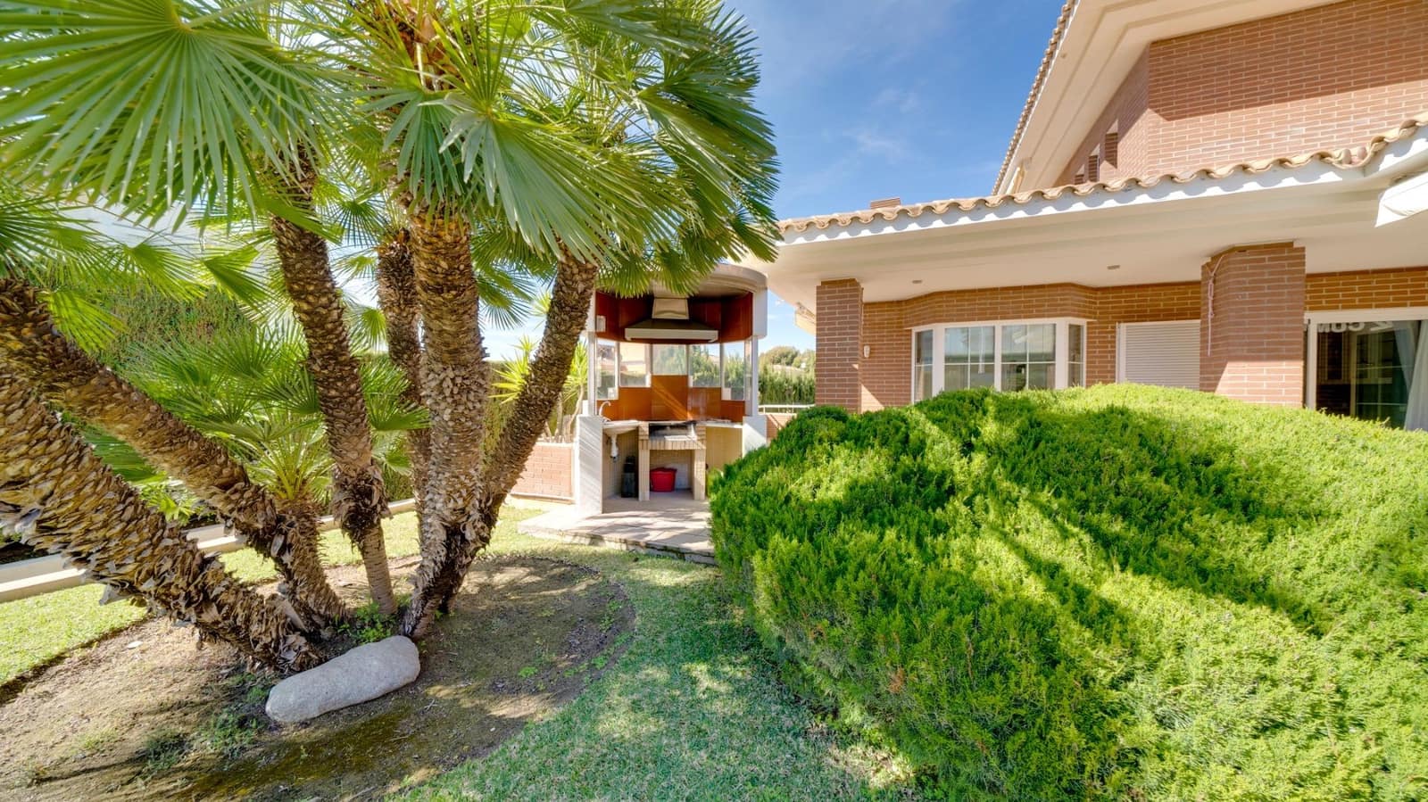 7 bedroom Villa for sale in Benidorm with pool - € 1,595,000 (Ref: 8097191)