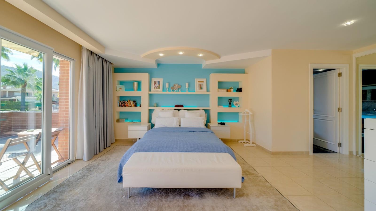 7 bedroom Villa for sale in Benidorm with pool - € 1,595,000 (Ref: 8097191)