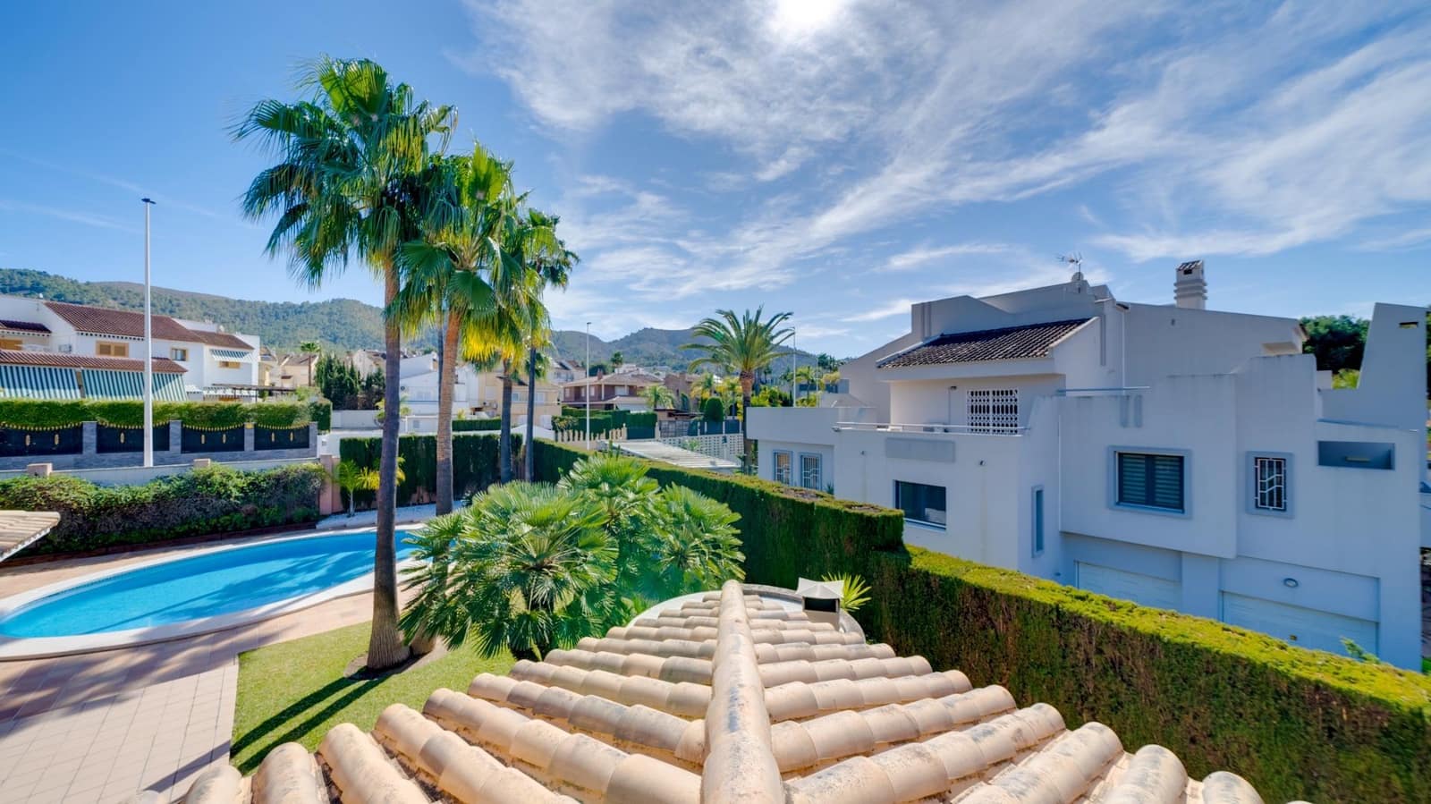 7 bedroom Villa for sale in Benidorm with pool - € 1,595,000 (Ref: 8097191)
