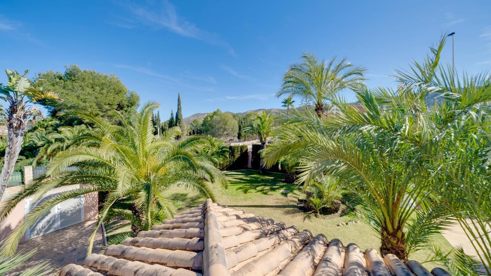 7 bedroom Villa for sale in Benidorm with pool - € 1,595,000 (Ref: 8097191)