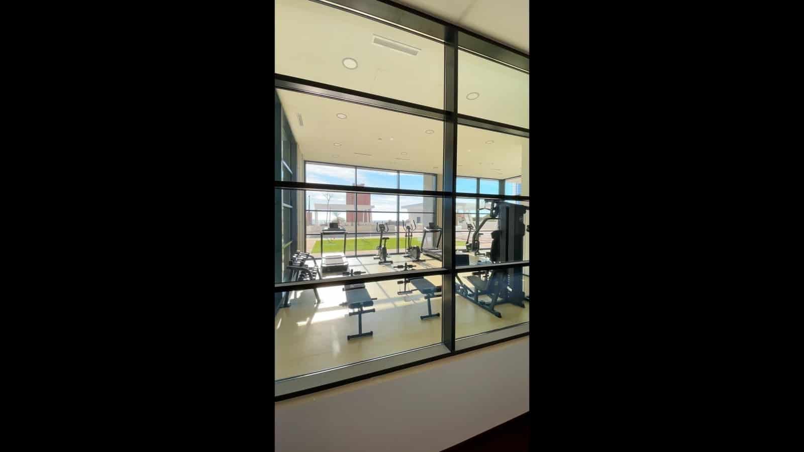 Apartamento de 2 habitaciones en Benidorm en venta con piscina garaje - 570.000 € (Ref: 8102343)