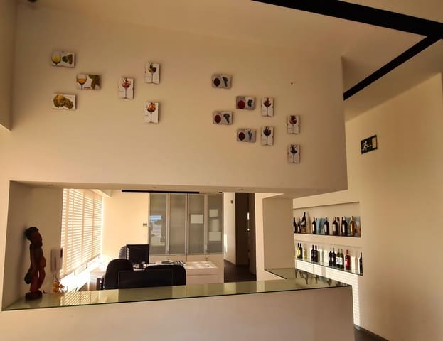 Business for sale in Pinoso - € 5,000,000 (Ref: 8122726)