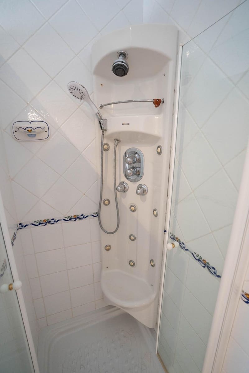 4 makuuhuone Huvila myytävänä paikassa San Miguel de Salinas mukana uima-altaan - 990 000 € (Ref: 8122728)