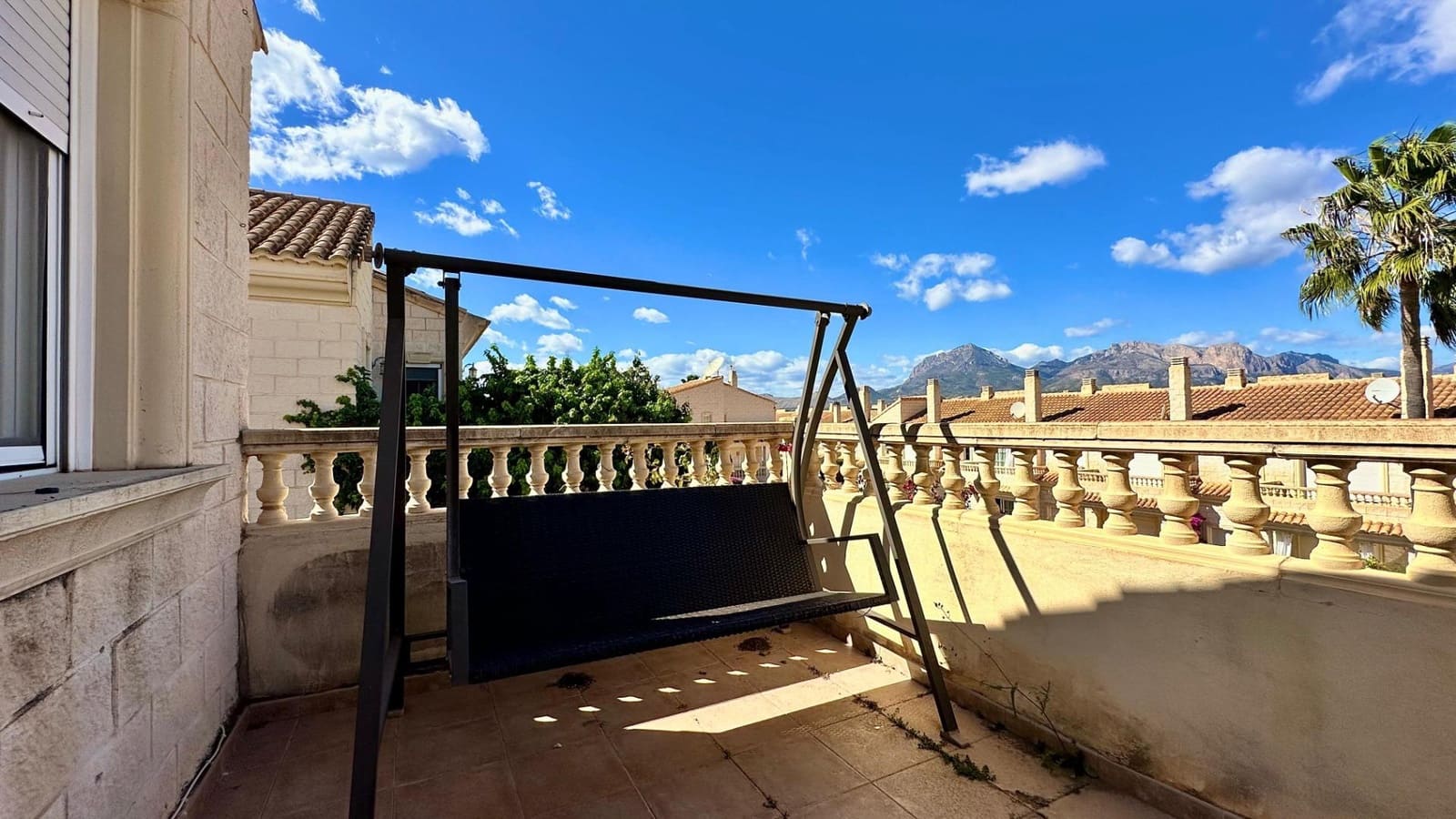 5 soveværelse Rækkehus til salg i Alfaz del Pi / L'Alfas del Pi med swimmingpool - € 450.000 (Ref: 8124515)