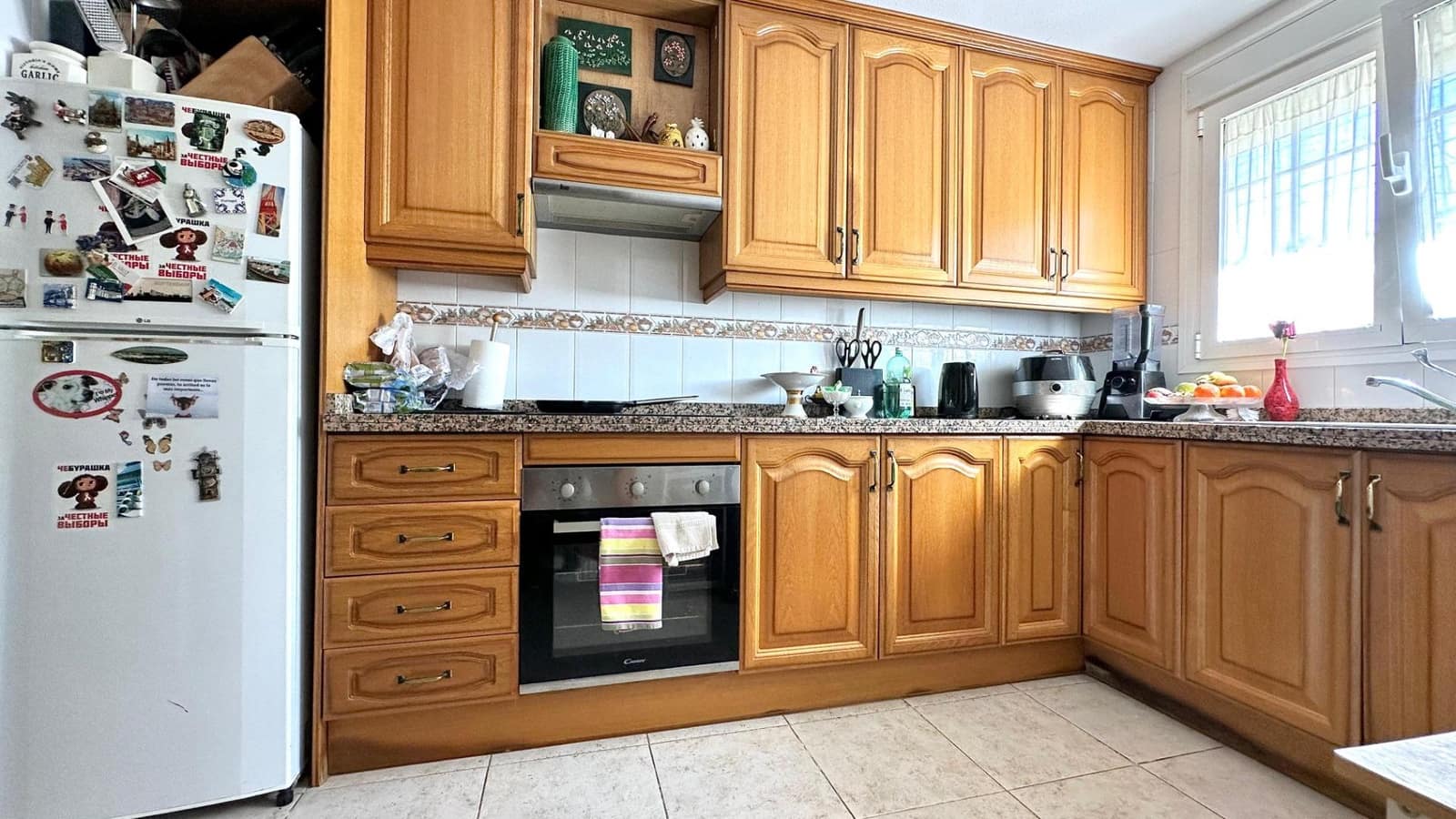 5 soveværelse Rækkehus til salg i Alfaz del Pi / L'Alfas del Pi med swimmingpool - € 450.000 (Ref: 8124515)