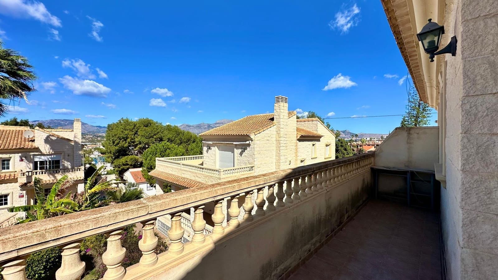 5 soveværelse Rækkehus til salg i Alfaz del Pi / L'Alfas del Pi med swimmingpool - € 450.000 (Ref: 8124515)