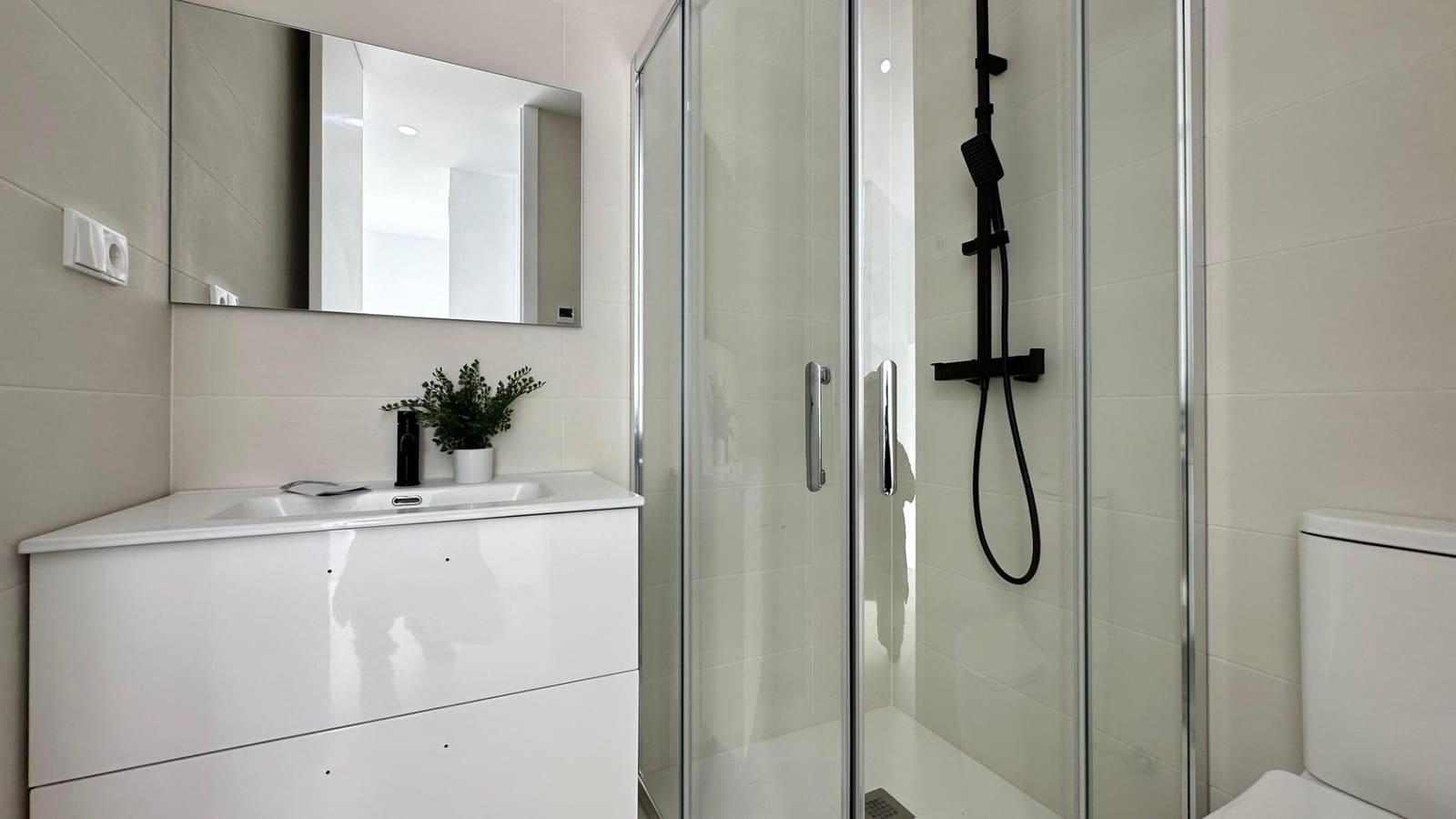 3 soveværelse Rækkehus til salg i Calpe / Calp med swimmingpool - € 755.000 (Ref: 8130965)