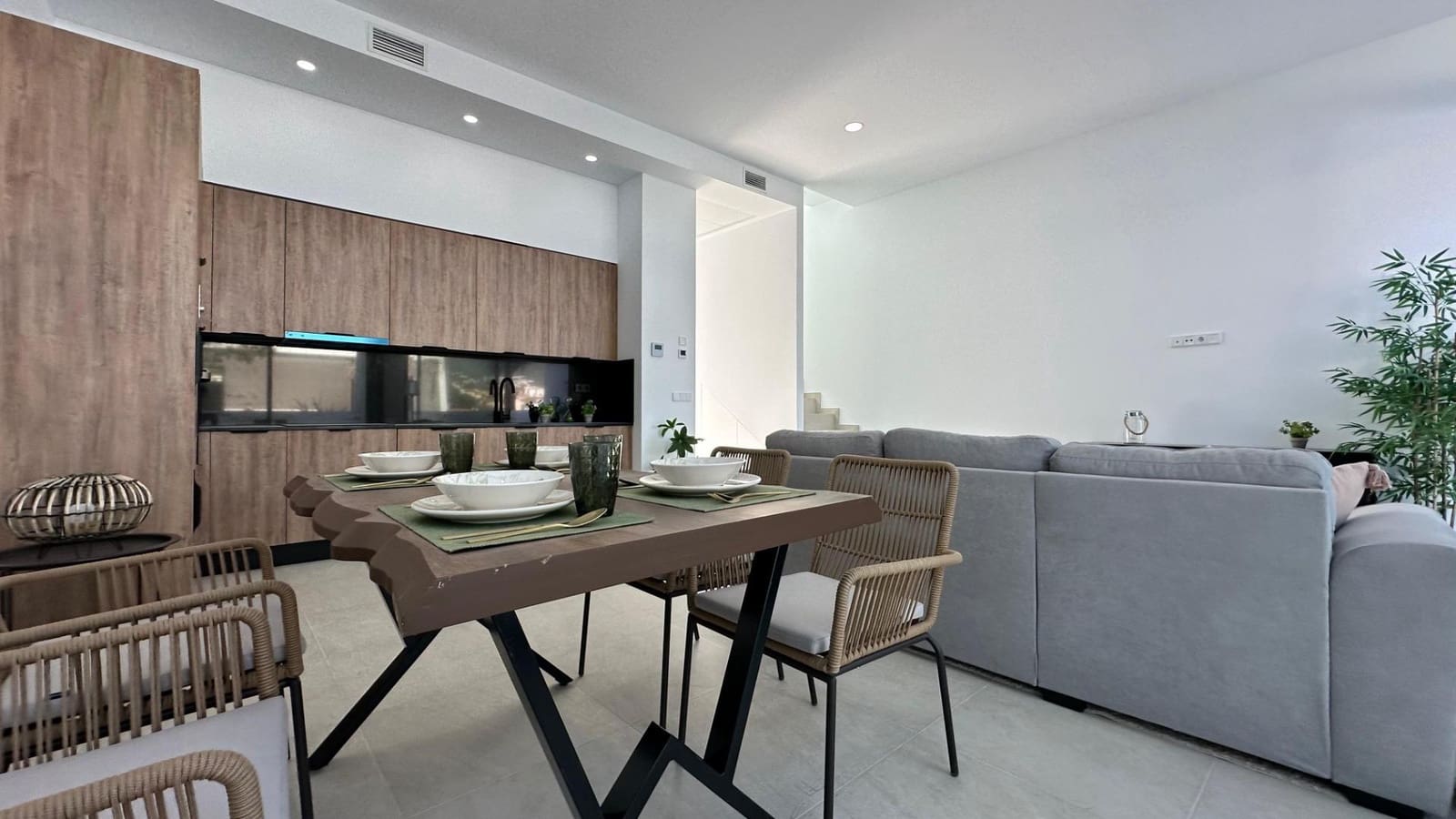 3 soveværelse Rækkehus til salg i Calpe / Calp med swimmingpool - € 755.000 (Ref: 8130965)