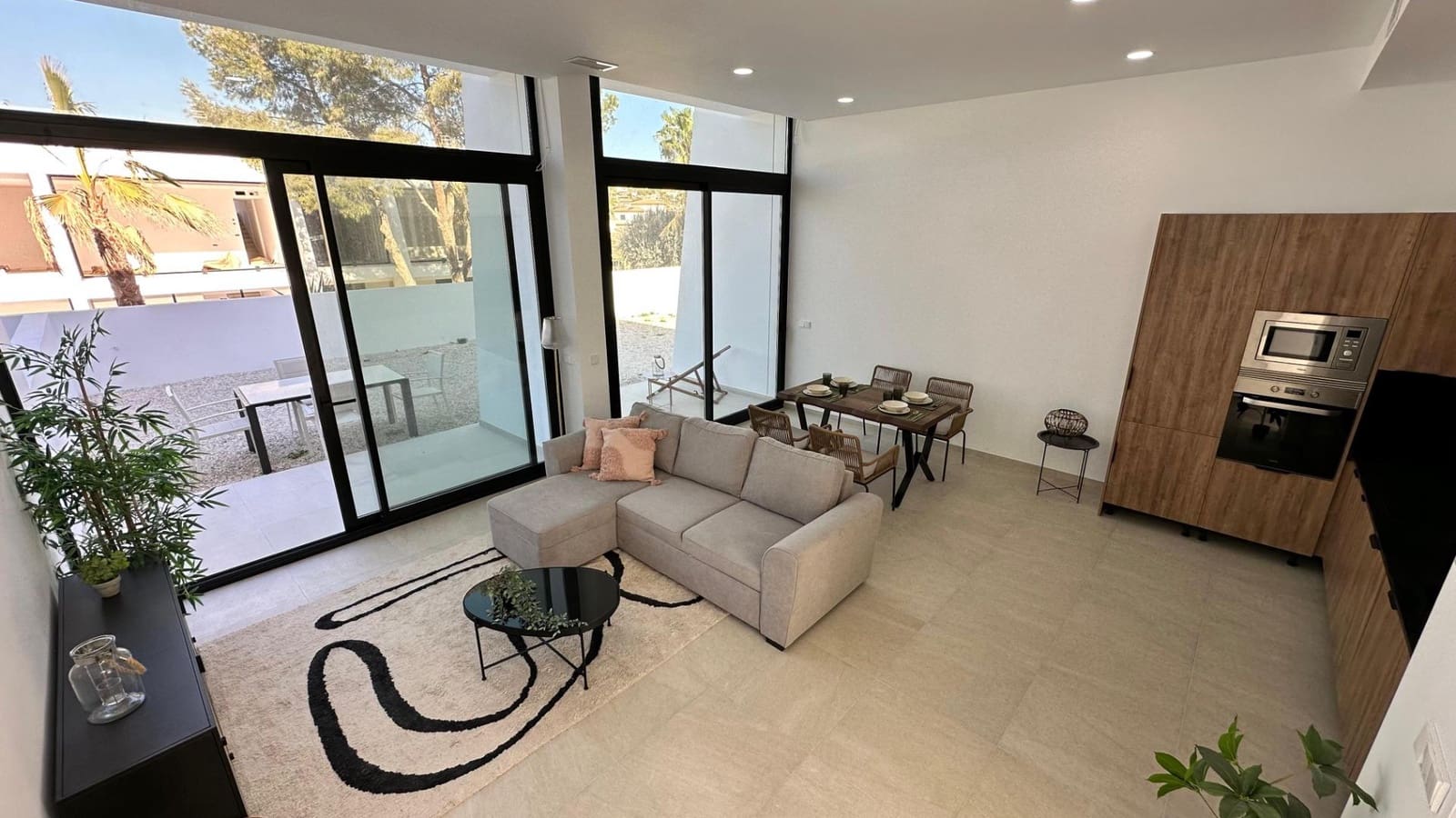 3 soveværelse Rækkehus til salg i Calpe / Calp med swimmingpool - € 755.000 (Ref: 8130965)