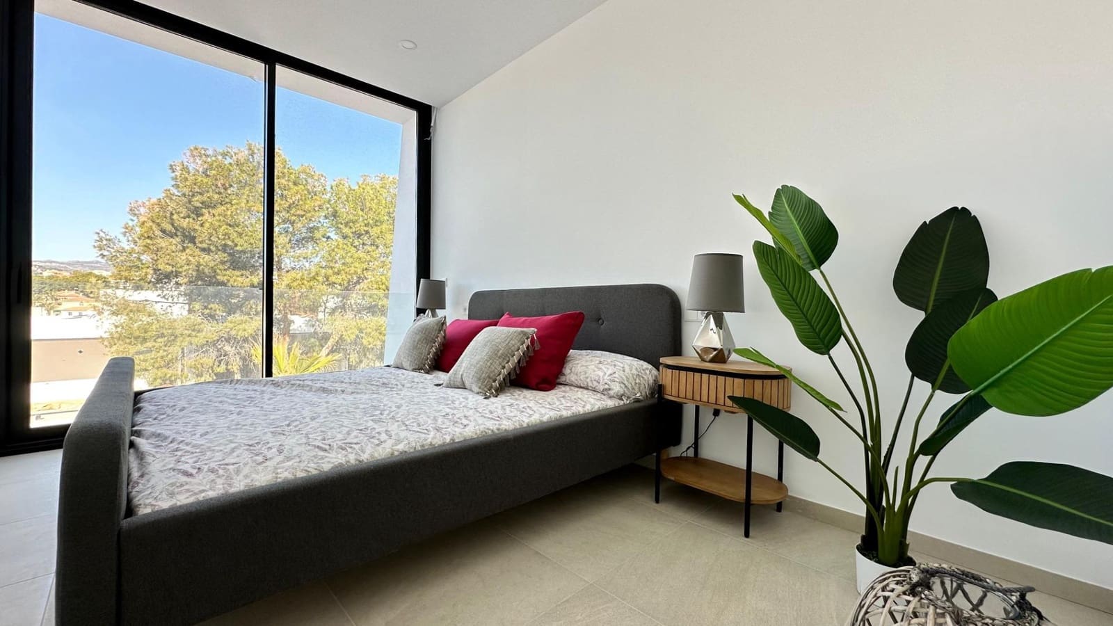 3 soveværelse Rækkehus til salg i Calpe / Calp med swimmingpool - € 755.000 (Ref: 8130965)