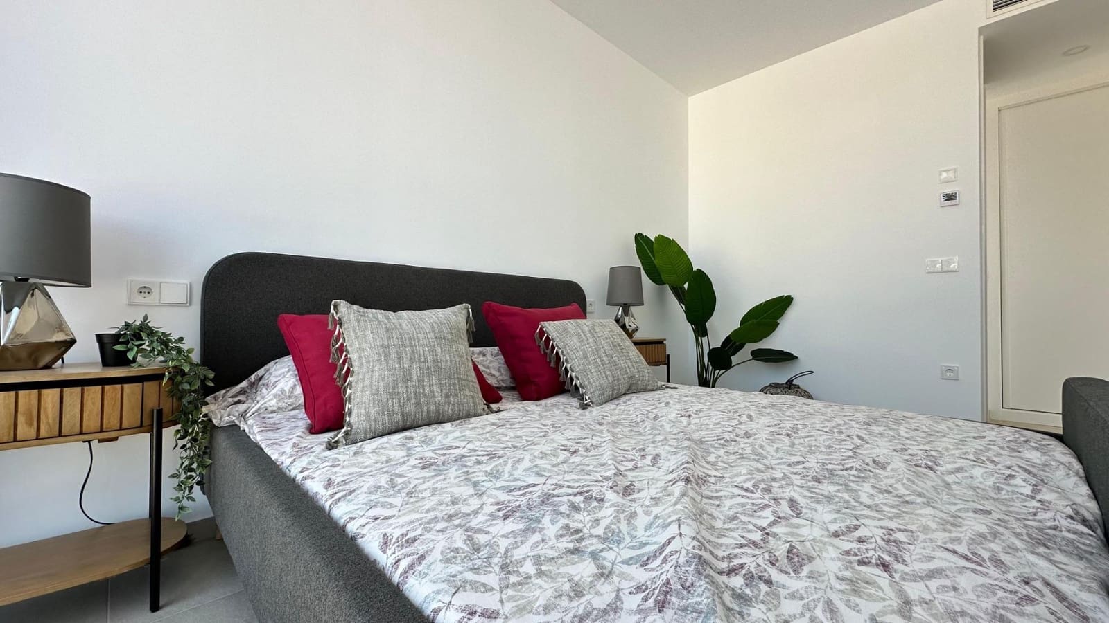 3 soveværelse Rækkehus til salg i Calpe / Calp med swimmingpool - € 755.000 (Ref: 8130965)